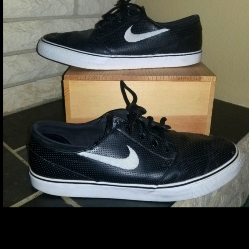 Nike Zoom Stefan Janoski Shoes